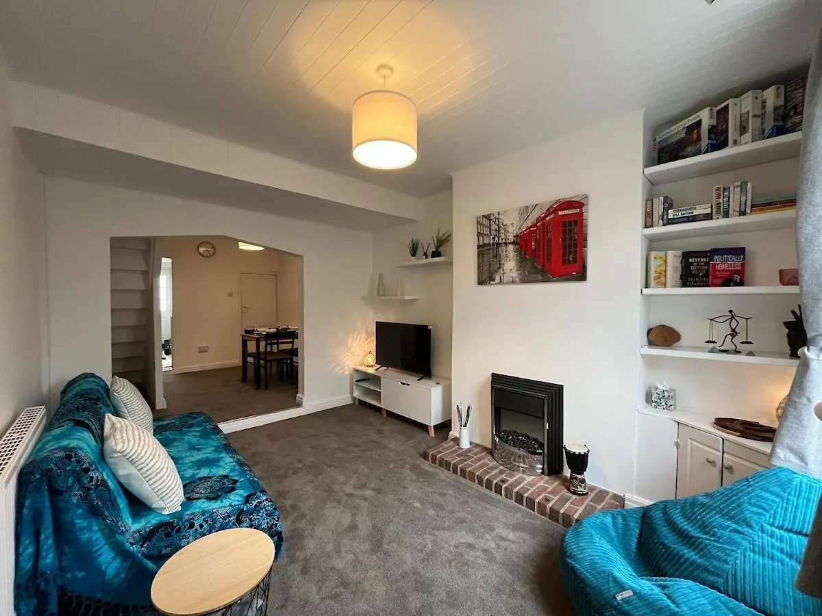 Comfortable Townhouse In Willerby