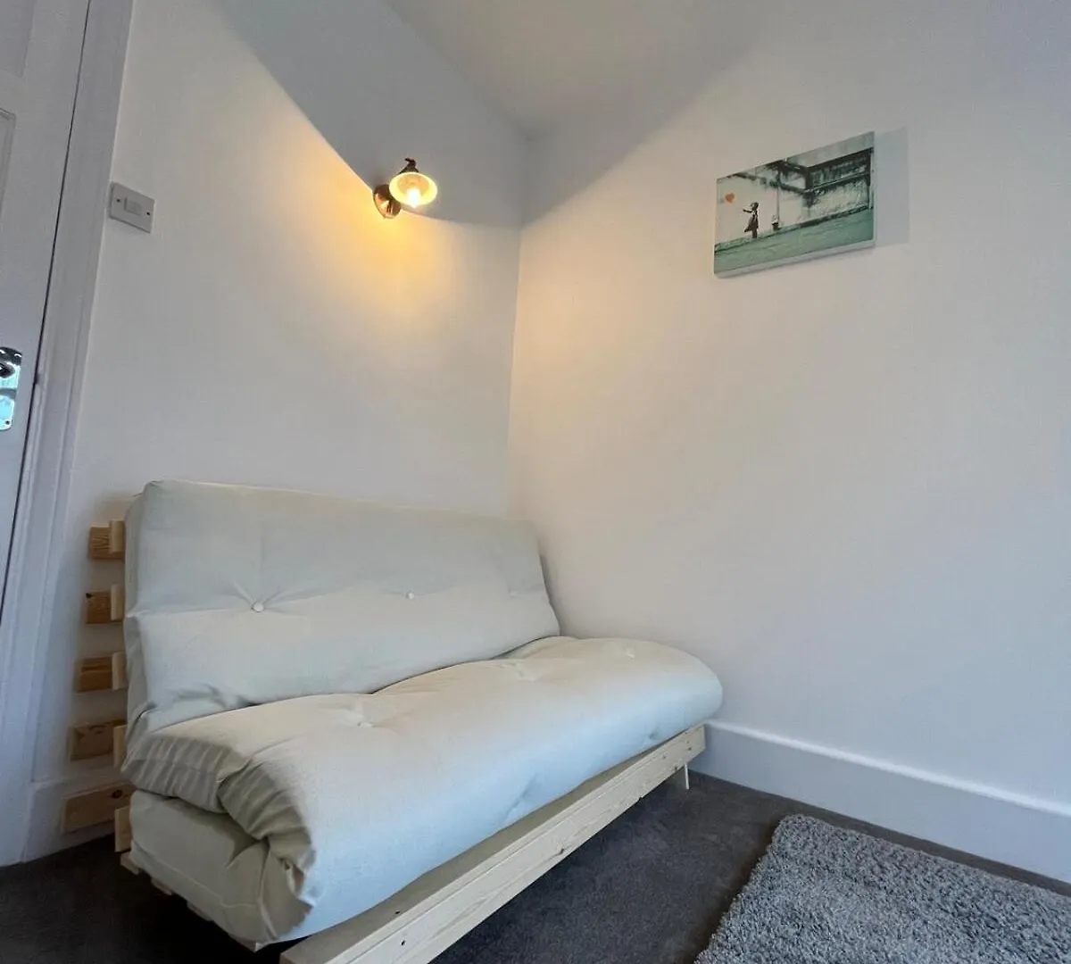 Comfortable Townhouse In Willerby 0*, Willerby (East Yorkshire)
